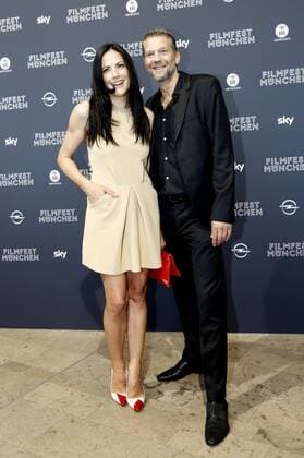 Bettina Zimmermann und Kai Wiesinger bei der Premiere der 3. Staffel der Sat.1 Webserie Der Lack ist ab auf dem 34. Filmfest München 2016 im HFF Kino. München, 28.06.2016 Foto:xD.xBedrosianx xFuturexImage