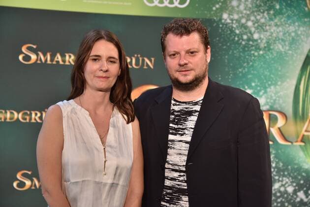 Die Regisseure und Produzenten Katharina Schöde und Felix Fuchssteiner posieren am 28.06.2016 in Köln bei der Premiere des Films Smaragdgrün - Der Film kommt am 07.07.2016 in die deutschen Kinos.