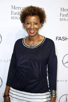 Arabella Kiesbauer bei der Sportalm Fashion Show auf der Mercedes-Benz Fashion Week Berlin Spring Summer 2017. Berlin, 29.06.2016 Foto:xS.xGabschx xFuturexImage