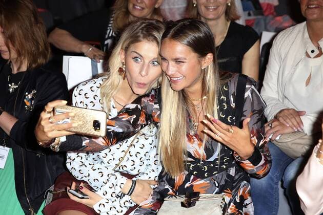 Caro Daur und Nina Süss bei der Sportalm Fashion Show auf der Mercedes-Benz Fashion Week Berlin Spring Summer 2017. Berlin, 29.06.2016 Foto:xS.xGabschx xFuturexImage