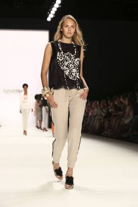 Elena Carriere bei der Sportalm Fashion Show auf der Mercedes-Benz Fashion Week Berlin Spring Summer 2017. Berlin, 29.06.2016 Foto:xS.xGabschx xFuturexImage