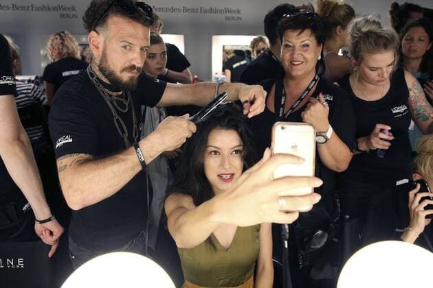 Rebecca Mir backstage bei der Minx by Eva Lutz Fashion Show auf der Mercedes-Benz Fashion Week Berlin Spring Summer 2017. Berlin, 29.06.2016 Foto:xS.xGabschx xFuturexImage