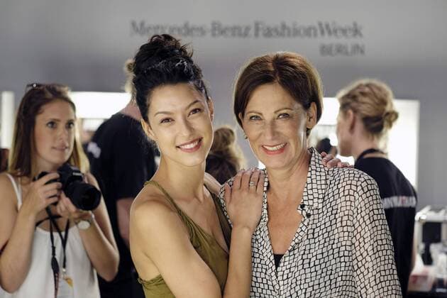 Rebecca Mir und Eva Lutz backstage bei der Minx by Eva Lutz Fashion Show auf der Mercedes-Benz Fashion Week Berlin Spring Summer 2017. Berlin, 29.06.2016 Foto:xS.xGabschx xFuturexImage