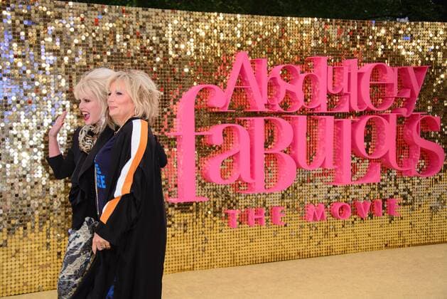 . 29 06 2016. London, United Kingdom. Jennifer Saunders and Joanna Lumley attend the Absolutely Fabulous: The Movie - World Film Premier.  xChrisxJosephx xi-Imagesx IIM-13009-0005