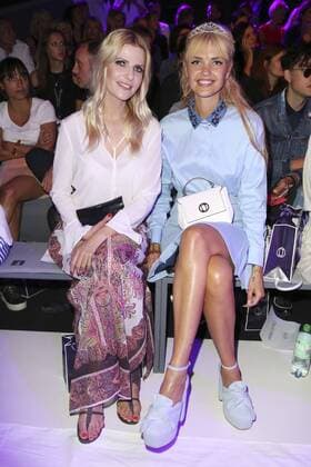 Tanja Bülter und Bonnie Strange bei der Laurel Fashion Show auf der Mercedes-Benz Fashion Week Berlin Spring Summer 2017. Berlin, 29.06.2016 Foto:xS.xGabschx xFuturexImage
