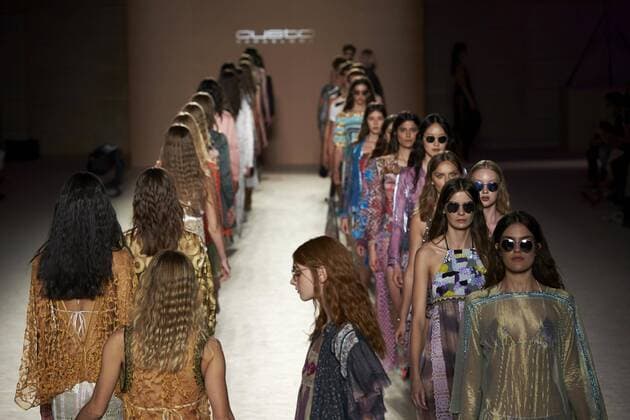 Models present the creations of Custo Barcelona during the third journey of 080 Barcelona Fashion that introduces the trends for next year s spring-summer season in Barcelona, Catalonia, Spain, 29 June 2016. EFE Alejandro Garcia CUSTO BARCELONA FASHION SHOW AT 080 BARCELONA FASHION !ACHTUNG: NUR REDAKTIONELLE NUTZUNG!  BAR002 20160629-636028360670533482