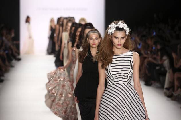 Models bei der Guido Maria Kretschmer Fashion Show auf der Mercedes-Benz Fashion Week Berlin Spring Summer 2017. Berlin, 29.06.2016 Foto:xS.xGabschx xFuturexImage