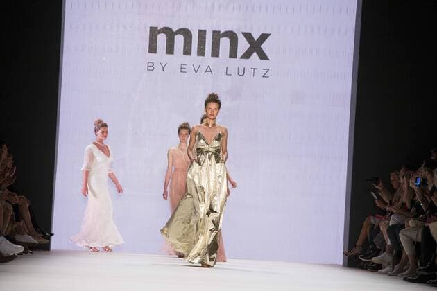 Bilder des Tages Berlin Fashion Week - Minx by Eva Lutz Modenschau June 29, 2016 - Berlin, Germany - Models walk the runway at the Minx by Eva Lutz show during the Mercedes-Benz Fashion Week Berlin Spring Summer 2017 at Erika Hess Eisstadion in Berlin, Germany on June 29, 2016. Berlin Germany  - ZUMAn230