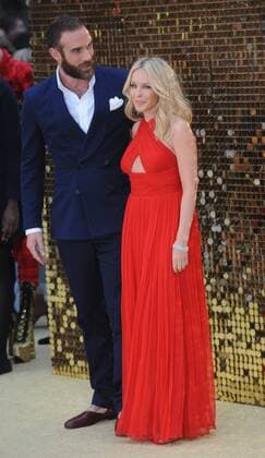 Kylie Minogue und Joshua Sasse bei der Absolutely Fabulous Filmpremiere in London June 29, 2016 - England, United Kingdom - Kylie Minogue attends the World Premiere of Absolutely Fabulous at Odeon Leciester Square. United Kingdom - ZUMAs147