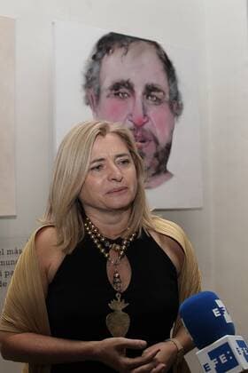 Ima Montoya Ausstellung in Mexiko-Stadt Artist Ima Montoya from Pais Vasco poses during the opening of her exhibition Quijote la locura de la vida in Mexico City, Mexico, 29 June 2016. EFE Alex Cruz OPENING OF THE ART EXHIBITION QUIJOTE, LA LOCURA DE VIVIR , OF SPANISH IMA MONTOYA !ACHTUNG: NUR REDAKTIONELLE NUTZUNG!  MEX12 20160630-636028553795169935