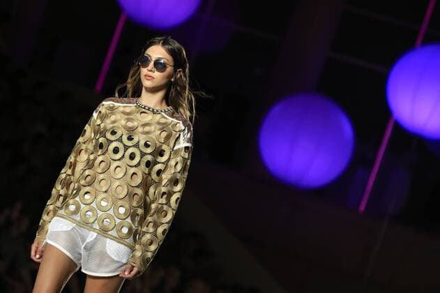 080 Barcelona Fashion Week - Custo Barcelona Modenschau (160630) -- BARCELONA, June 29, 2016 -- A model presents a creation by Custo Barcelona during the 080 Barcelona Fashion Week in Barcelona, Spain, June 29, 2016. ) SPAIN-BARCELONA-FASHION WEEK PauxBarrena 