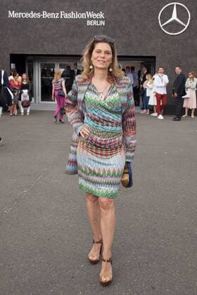 Sarah Wiener - Ankunft zur Minx by Eva Lutz Fashion-Show im Rahmen der Mercedes-Benz Fashion Week Berlin Spring Summer 2017 im Erika-Hess-Eisstadion in Berlin am 29.06.2016. Mercedes-Benz Fashion Week Berlin Spring Summer 2017