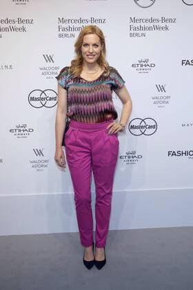 Jule Goelsdorf - Ankunft zur Minx by Eva Lutz Fashion-Show im Rahmen der Mercedes-Benz Fashion Week Berlin Spring Summer 2017 im Erika-Hess-Eisstadion in Berlin am 29.06.2016. Mercedes-Benz Fashion Week Berlin Spring Summer 2017