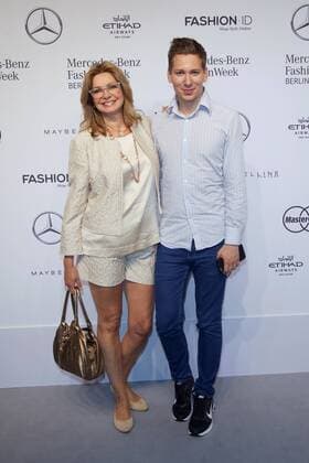 Maren Gilzer und Clemens Trischler - Ankunft zur Minx by Eva Lutz Fashion-Show im Rahmen der Mercedes-Benz Fashion Week Berlin Spring Summer 2017 im Erika-Hess-Eisstadion in Berlin am 29.06.2016. Mercedes-Benz Fashion Week Berlin Spring Summer 2017