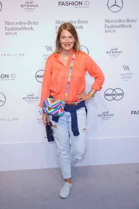 Joséphine Thiel - Ankunft zur Minx by Eva Lutz Fashion-Show im Rahmen der Mercedes-Benz Fashion Week Berlin Spring Summer 2017 im Erika-Hess-Eisstadion in Berlin am 29.06.2016. Mercedes-Benz Fashion Week Berlin Spring Summer 2017