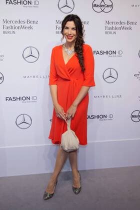 Alexandra Polzin (Leinauer) - Ankunft zur Minx by Eva Lutz Fashion-Show im Rahmen der Mercedes-Benz Fashion Week Berlin Spring Summer 2017 im Erika-Hess-Eisstadion in Berlin am 29.06.2016. Mercedes-Benz Fashion Week Berlin Spring Summer 2017