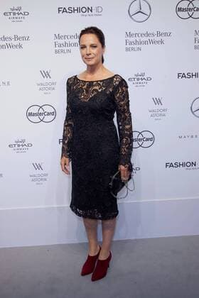 Désirée Nosbusch - Ankunft zur Minx by Eva Lutz Fashion-Show im Rahmen der Mercedes-Benz Fashion Week Berlin Spring Summer 2017 im Erika-Hess-Eisstadion in Berlin am 29.06.2016. Mercedes-Benz Fashion Week Berlin Spring Summer 2017
