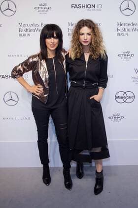 Nena mit Tochter Larissa Kerner - Ankunft zur Minx by Eva Lutz Fashion-Show im Rahmen der Mercedes-Benz Fashion Week Berlin Spring Summer 2017 im Erika-Hess-Eisstadion in Berlin am 29.06.2016. Mercedes-Benz Fashion Week Berlin Spring Summer 2017
