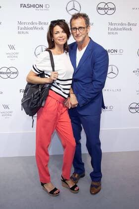 Berlin Fashion Week - Prominente bei der Laurel Modenschau Gerit Kling und Wolfram Becker - Ankunft zur Laurèl Fashion-Show im Rahmen der Mercedes-Benz Fashion Week Berlin Spring Summer 2017 im Erika-Hess-Eisstadion in Berlin am 29.06.2016. Mercedes-Benz Fashion Week Berlin Spring Summer 2017