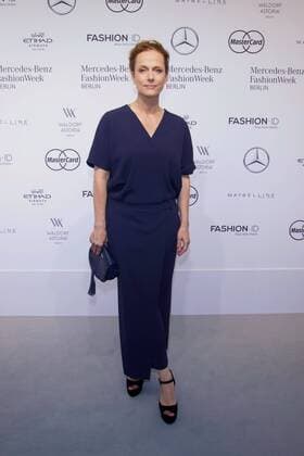 Berlin Fashion Week - Prominente bei der Laurel Modenschau Claudia Michelsen - Ankunft zur Laurèl Fashion-Show im Rahmen der Mercedes-Benz Fashion Week Berlin Spring Summer 2017 im Erika-Hess-Eisstadion in Berlin am 29.06.2016. Mercedes-Benz Fashion Week Berlin Spring Summer 2017