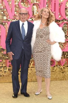 Rupert Mudoch und Jerry Hall bei der Weltpremiere des Kinofilms Absolutely Fabulous: The Movie Absolutely Fabulous: Der Film im Odeon Leicester Square. London, 29.06.2016 Rupert Mudoch, Jerry Hall  Foto:xS.xVasx xFuturexImage