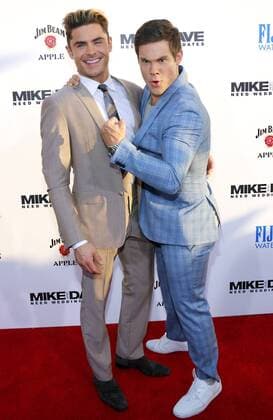 Adam DeVine und Zac Efron bei der Mike and Dave Need Wedding Dates Kino Premiere am 29.06.2016 in Los Angeles Mike and Dave Need Wedding Dates Kinopremiere in Los Angeles, 2016 