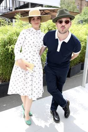 Arnim Teutoburg-Weiss (Beatsteaks) mit Begleitung bei der Lena Hoschek Fashion Show auf der Mercedes-Benz Fashion Week Berlin Spring Summer 2017. Berlin, 30.06.2016 Foto:xS.xGabschx xFuturexImage