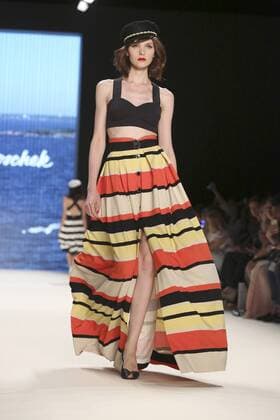 Model bei der Lena Hoschek Fashion Show auf der Mercedes-Benz Fashion Week Berlin Spring Summer 2017. Berlin, 30.06.2016 Foto:xS.xGabschx xFuturexImage