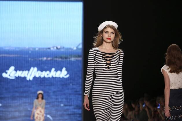 Model bei der Lena Hoschek Fashion Show auf der Mercedes-Benz Fashion Week Berlin Spring Summer 2017. Berlin, 30.06.2016 Foto:xS.xGabschx xFuturexImage