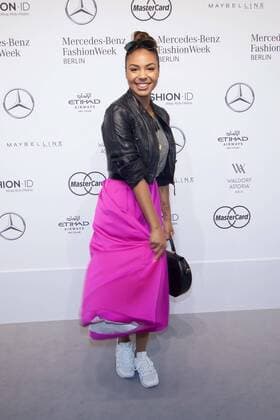 Alexandra Maurer - Ankunft zur Wataru Tominaga Fashion-Show im Rahmen der Mercedes-Benz Fashion Week Berlin Spring Summer 2017 im Erika-Hess-Eisstadion in Berlin am 30.06.2016. Mercedes-Benz Fashion Week Berlin Spring Summer 2017
