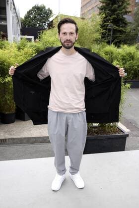 Franz Dinda bei der Designer For Tomorrow By Fashion ID Show auf der Mercedes-Benz Fashion Week Berlin Spring Summer 2017. Berlin, 30.06.2016 Foto:xS.xGabschx xFuturexImage