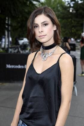 Lena Meyer-Landrut bei der Designer For Tomorrow By Fashion ID Show auf der Mercedes-Benz Fashion Week Berlin Spring Summer 2017. Berlin, 30.06.2016 Foto:xS.xGabschx xFuturexImage