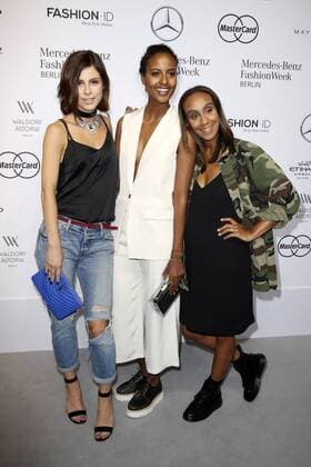 Lena Meyer-Landrut, Sara Nuru und Hadnet Tesfai bei der Designer For Tomorrow By Fashion ID Show auf der Mercedes-Benz Fashion Week Berlin Spring Summer 2017. Berlin, 30.06.2016 Foto:xS.xGabschx xFuturexImage