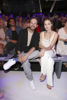 Franz Dinda und Emilia Schüle bei der Designer For Tomorrow By Fashion ID Show auf der Mercedes-Benz Fashion Week Berlin Spring Summer 2017. Berlin, 30.06.2016 Foto:xS.xGabschx xFuturexImage