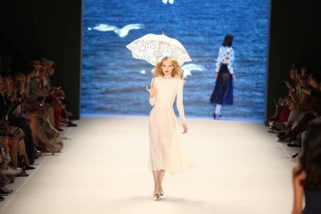 Berlin: Lena Hoschek at the Mercedes-Benz Fashion Week The photo shows Models with the collection of Lena Hoschek on the catwalk in the Erika Hess Ice Stadium in Berlin-Weding. The 19th time, the Mercedes-Benz Fashion Week Berlin. Numerous labels are taking part in the German fashion week for the 2017 spring summer season.  SimonexKuhlmey