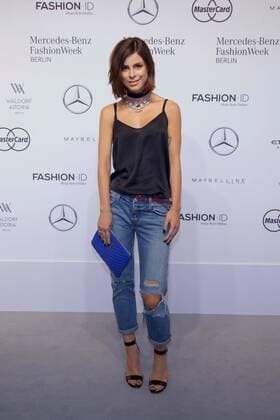 Lena Meyer-Landrut - Ankunft zur Designer for Tomorrow by Fashion ID Fashion-Show im Rahmen der Mercedes-Benz Fashion Week Berlin Spring Summer 2017 im Erika-Hess-Eisstadion in Berlin am 30.06.2016. Mercedes-Benz Fashion Week Berlin Spring Summer 2017