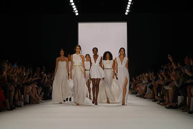 (160630) -- BERLIN, June 30, 2016 -- Models persent creations of Dimitri during the Spring Summer 2017 Berlin Fashion Week in Berlin, Germany, on June 30, 2016. ) GERMANY-BERLIN-FASHION WEEK WangxQing 