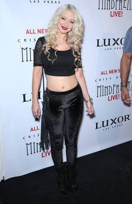 June 30, 2016 - Las Vegas, NV, United States - 30 June 2016 - Las Vegas, Nevada - Mindy Robinson. Legendary Magician Criss Angel Rolls Out the Black Carpet at World Premiere of MINDFREAK LIVE! at The Luxor Hotel and Casino . Photo Credit: MJT AdMedia Las Vegas United States - ZUMAa123