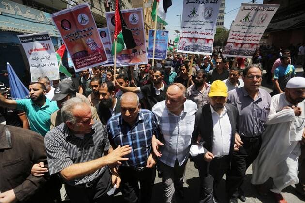 Gaza City, Gaza Strip, Palestinian Territory - Palestinians take part in a rally marking al-Quds (Jerusalem) Day following Friday prayer in Gaza city on July 1, 2016 Gaza City Palestinian Territory - ZUMAap3_