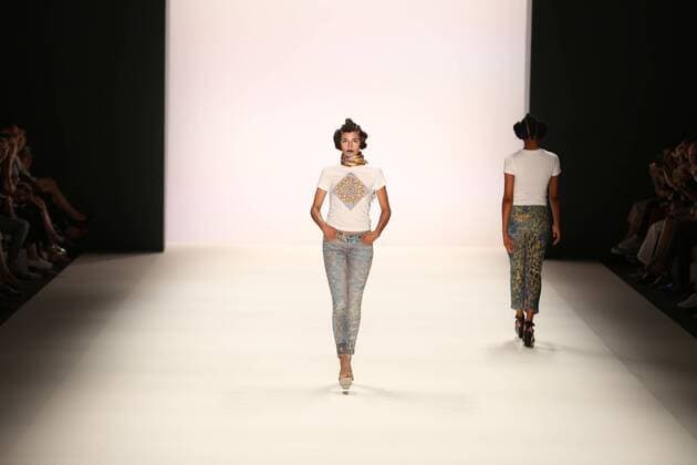 Germany: Jeans for Refugees by Johny Dar The Mercedes-Benz Fashion Week Berlin. Numerous labels are taking part in the German fashion week for the 2017 spring summer season. The photo shows Models with the collection of Jeans for Refugees by Dohny Dar on the catwalk in the Erika Hess Ice Stadium in Berlin-Weding. This year, the designer launched a global artistic collaboration called Jeans for Refugees , dedicated to the world s fugitives and involved over one hundred celebrities. The jeans-Unikate be exhibited in London in October 2016 the Saatchi Gallery and auctioned. The entire proceeds go to the International Rescue Committee, an organization that Escaped and war victims.  SimonexKuhlmey