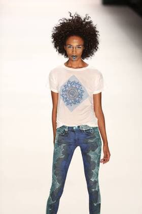Germany: Jeans for Refugees by Johny Dar The Mercedes-Benz Fashion Week Berlin. Numerous labels are taking part in the German fashion week for the 2017 spring summer season. The photo shows Models with the collection of Jeans for Refugees by Dohny Dar on the catwalk in the Erika Hess Ice Stadium in Berlin-Weding. This year, the designer launched a global artistic collaboration called Jeans for Refugees , dedicated to the world s fugitives and involved over one hundred celebrities. The jeans-Unikate be exhibited in London in October 2016 the Saatchi Gallery and auctioned. The entire proceeds go to the International Rescue Committee, an organization that Escaped and war victims.  SimonexKuhlmey