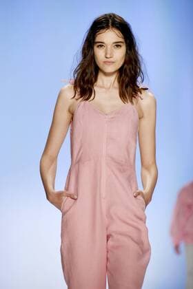 Model bei der Julian Zigerli Fashion Show auf der Mercedes-Benz Fashion Week Berlin Spring Summer 2017. Berlin, 01.07.2016 Foto:xFredericx xFuturexImage