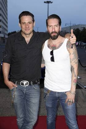 Sascha Vollmer und Alec Völkel (The BossHoss) bei der 10 Jahre Michalsky Party auf der Mercedes-Benz Fashion Week Berlin Spring Summer 2017. Berlin, 01.07.2016 Foto:xS.xGabschx xFuturexImage