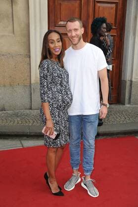 Hadnet Tesfai und ihr Freund Florian bei der Ankunft zur Michael Michalsky Style Night im Rahmen der Mercedes-Benz Fashion Week Frühjahr Sommer 2017 am 1.07.2016 in Berlin MBFW Fashionweek in Berlin 2016- Michael Michalsky Style Night 