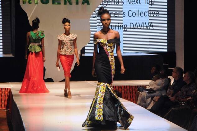 (160703) -- LAGOS, July 2, 2016 -- Models present creations during the Africa Fashion Week Nigeria 2016 in Lagos, Nigeria, on July 2, 2016. The Africa Fashion Week Nigeria 2016 kicked off here on Saturday. ) (cyc) NIGERIA-LAGOS-AFRICA FASHION WEEK ZhangxBaoping 