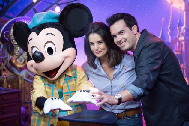 Empfang zur Premiere der neuen Mickey Zaubershow im Disneyland Resort Paris Faustine Bollaert, Maxime Chattam - Marne la Vallee - 02 07 2016 VIKTOR Panoramic 