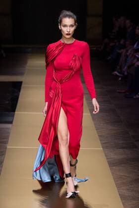 209209 Marineau Starface 2016-07-03 Paris France Paris Fashion week. Defilé Haute Couture Automne Hiver 2016 Versace. Editorial use only Hadid, Bella  Copyright: xMarineaux STAR_209209_023