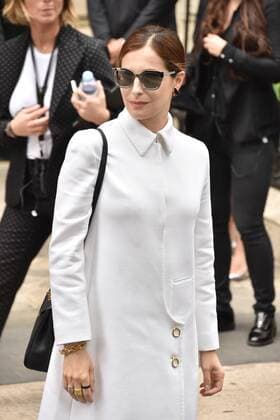 Amira Casar leaves the Christian Dior Haute Couture Fall Winter 2016-2017 show as part of Paris Fashion Week in Paris, France. PEOPLE: Fashion Week Modeschau Christian Dior - Fashion Week de Paris - 04 07 2016 LionelUrman 