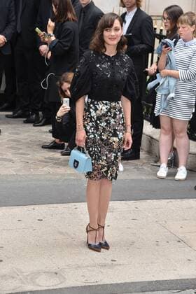 Marion Cotillard arrive at the Christian Dior Haute Couture Fall Winter 2016-2017 show as part of Paris Fashion Week in Paris, France. PEOPLE: Fashion Week Modeschau Christian Dior - Fashion Week de Paris - 04 07 2016 LionelUrman 