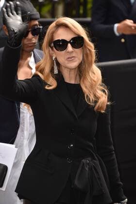 Celine Dion leaves the Christian Dior Haute Couture Fall Winter 2016-2017 show as part of Paris Fashion Week in Paris, France. PEOPLE: Fashion Week Modeschau Christian Dior - Fashion Week de Paris - 04 07 2016 LionelUrman 